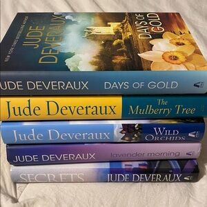 Lot of 5 pre-owned Jude Deveraux hardcover books